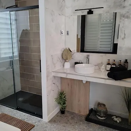 Room, La Douce Angevine Apartman Angers