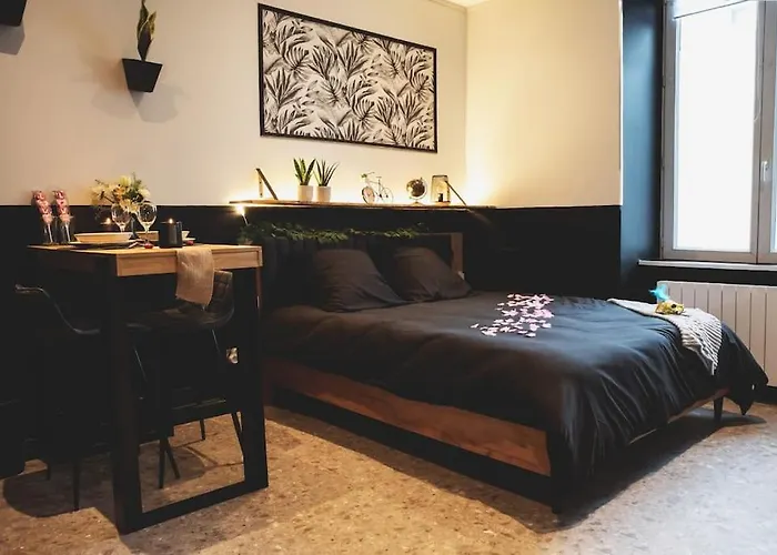 Room, La Douce Angevine